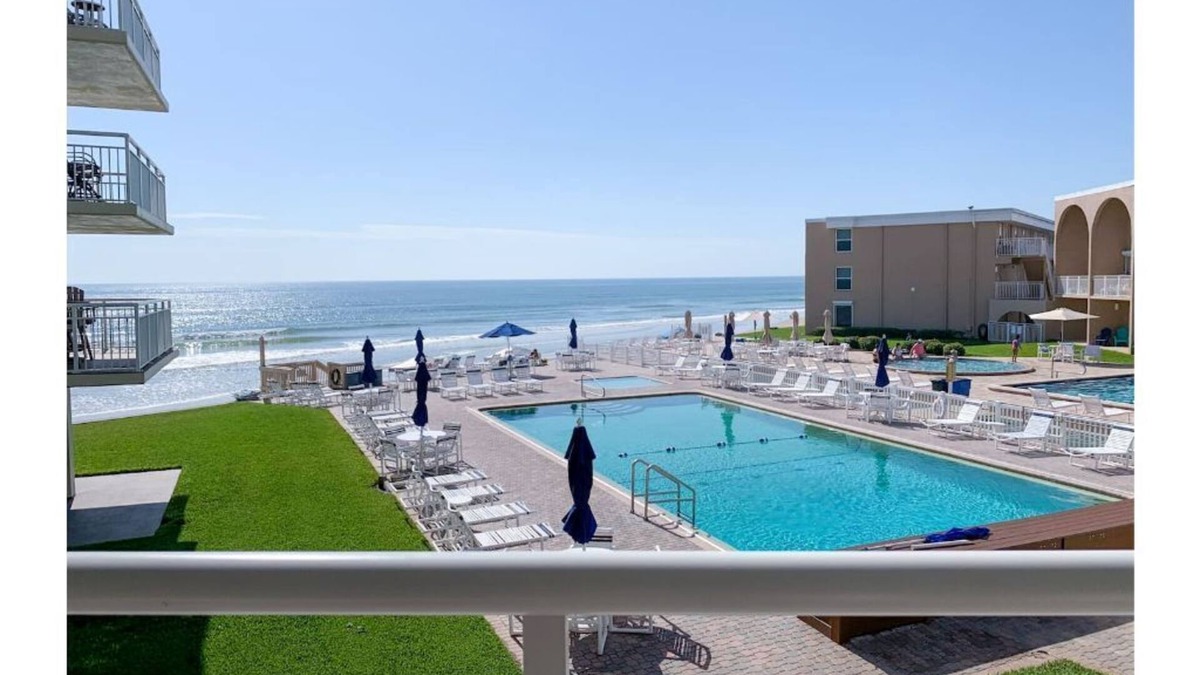 New Smyrna Beach Condo | Ocean Front Condo with a spacious balcony