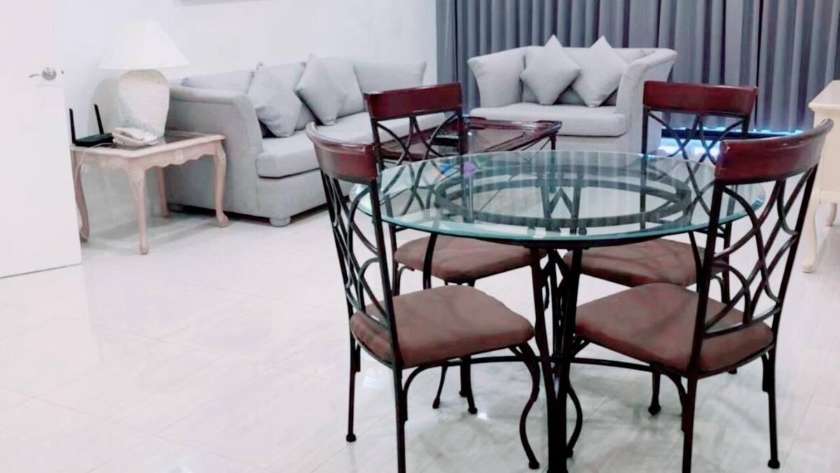 Tamuning Condo | OCEAN FRONT CONDO , EXECUTIVE UNIT! Renovated!