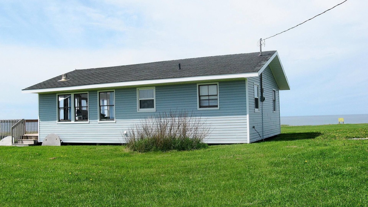 French River Cottage | Ocean Front Cottage with beautiful private beach and the lake of shining waters