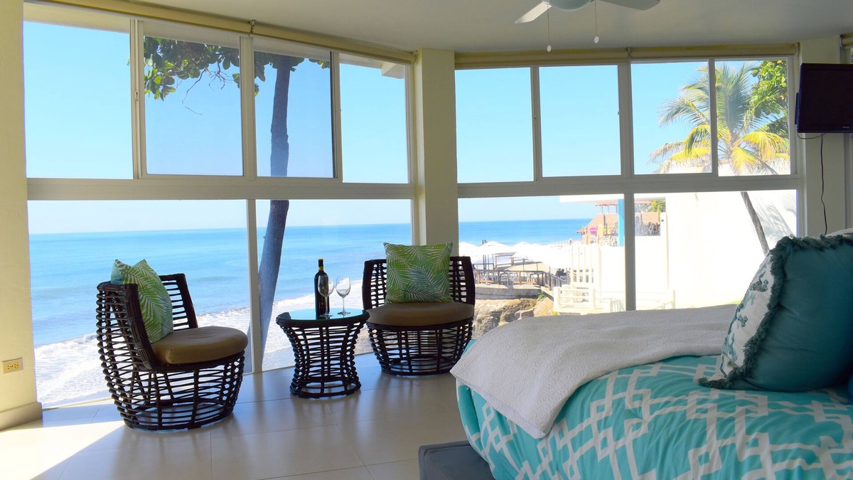 La Libertad House | OCEAN FRONT FARALLON BEACH HOUSE!