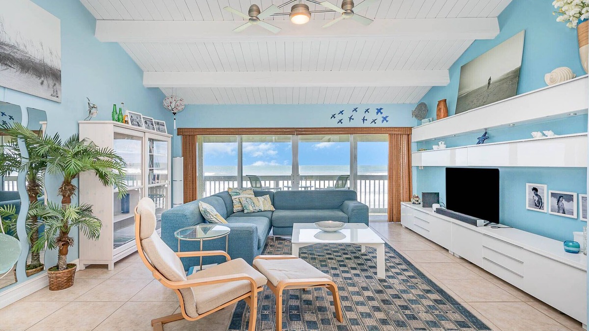 Melbourne Beach House | Ocean Front Townhouse, modern relaxed design