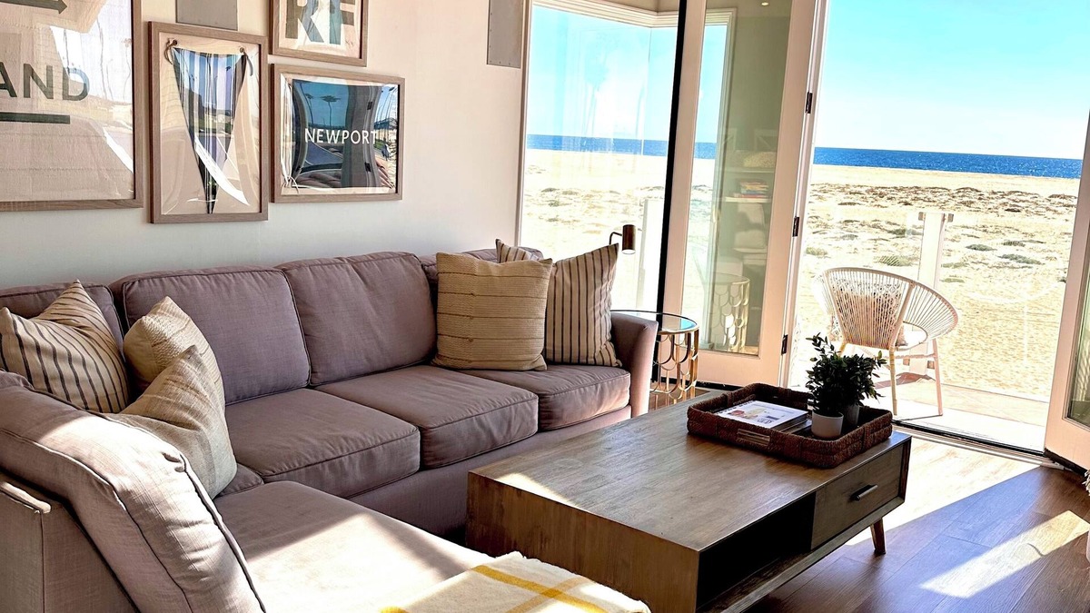Balboa Peninsula House | Ocean Front with Roof Top Deck, Bikes, Paddle Boards . . . EV Charging outlet