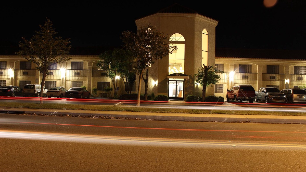 Santa Paula Hotel | Ocean Gateway Inn