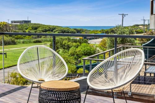 Jan Juc House | Ocean Golf Course and Parkland Views 250m to Sand