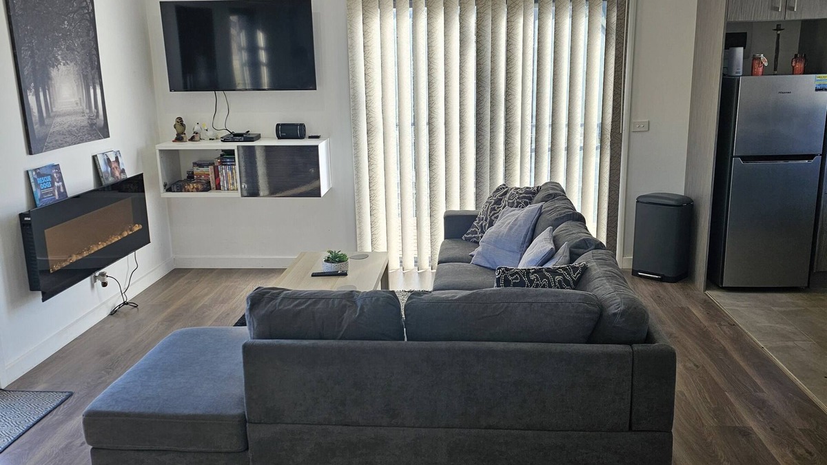 Golden Beach House | Ocean Paradise - 300 metres to beach