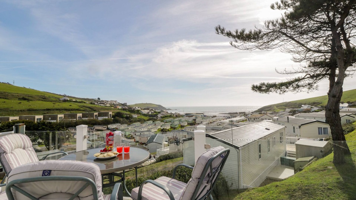 Challaborough Cottage | OCEAN PEARL, pet friendly, character holiday cottage in Kingsbridge