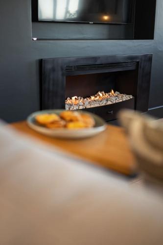Hermanus City-Centre Apartment | Ocean Penthouse Apartment, Hermanus Waterfront