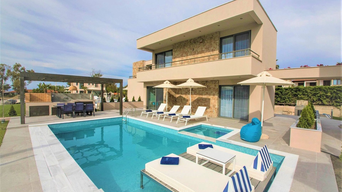 Pefkochori Villa | Ocean Private Villas - Villa Kirki - private heated pool/jacuzzi/barbecue