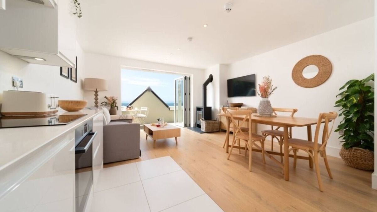 Lynmouth Apartment | Ocean Reach