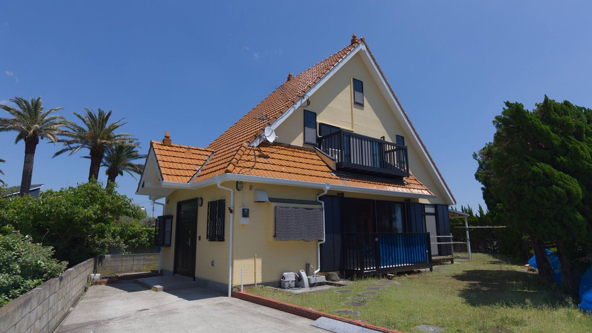 Minamiboso Cottage | OCEAN RESORT MINT Overlooking the horizon! Cute three-story villa for rent by the sea