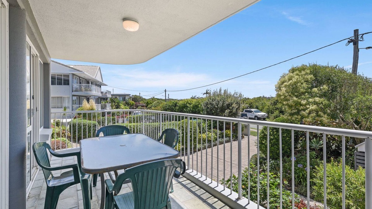 Peregian Beach Apartment | Ocean Shores 2 - 2/60-64 Peregian Esplanade
