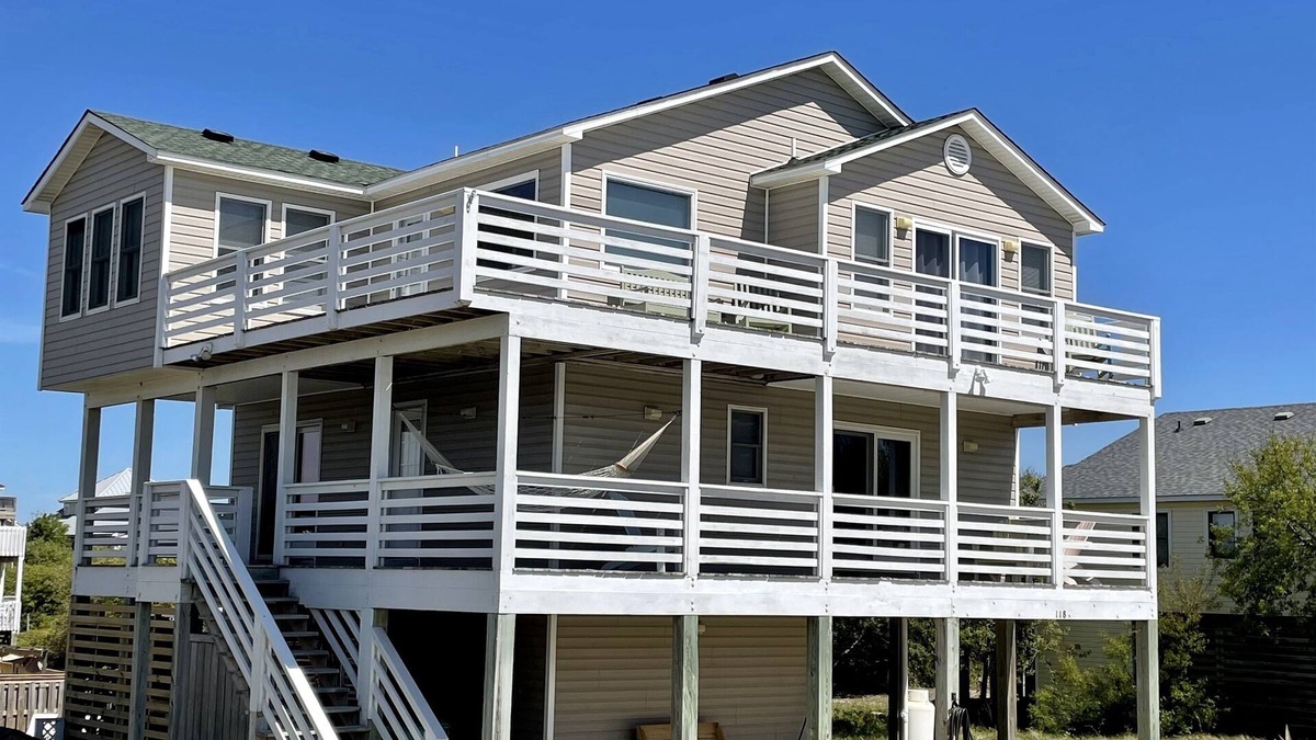 Carolina Dunes House | Ocean + sound views | Soooo close to the beach!