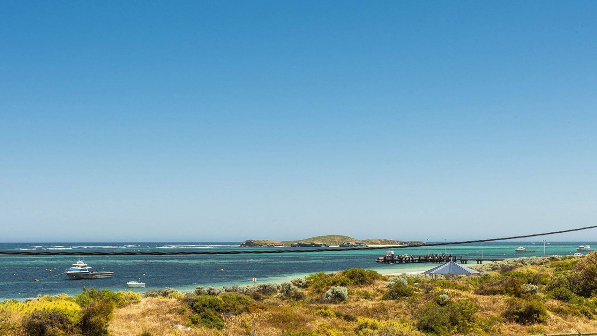 Lancelin House | Ocean Sunset - Luxury Beachside Accomodation