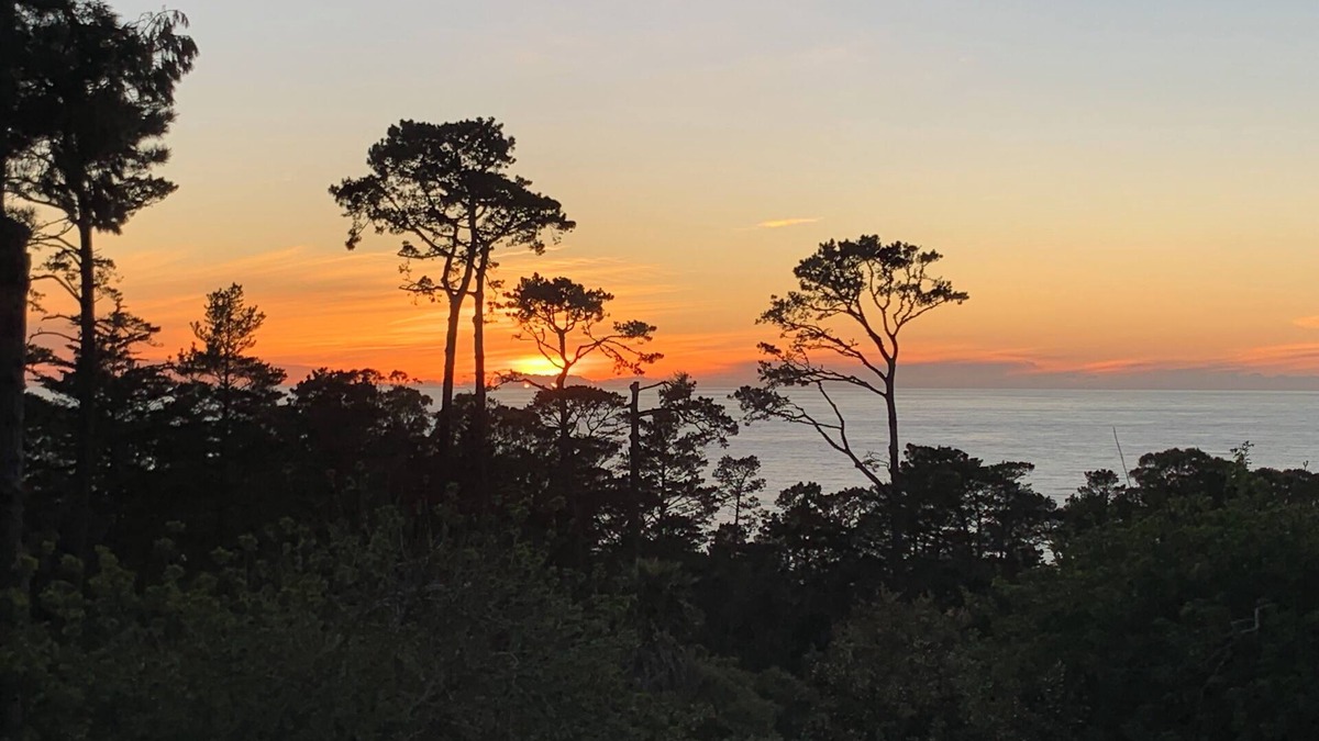 Carmel Highlands House | Ocean & Sunset view retreat with hot tub