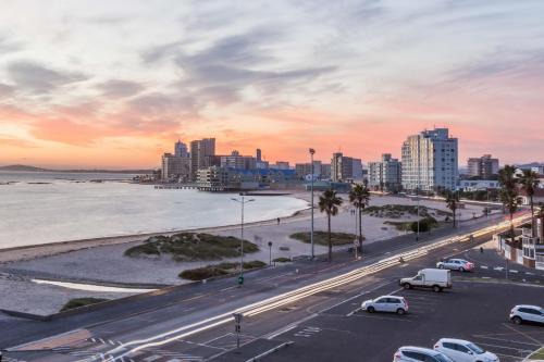 Strand Apartment | Ocean View 201A