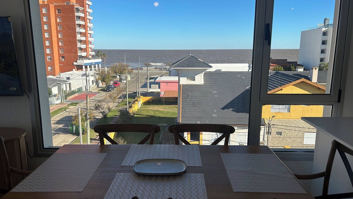 Piriapolis Apartment | Ocean view and Cerros! 2 bathrooms, double and new apt! (Suitable for pets)