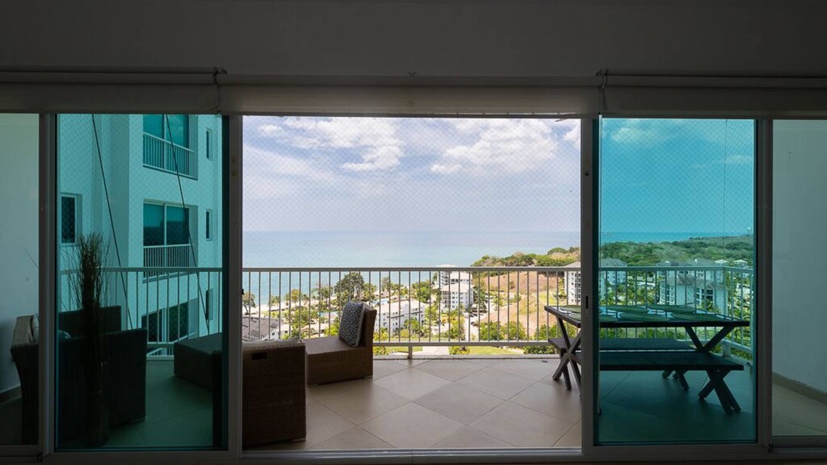 Rio Hato Condo | Ocean View Apartment 3bd + 2 Bthr with Bathtub