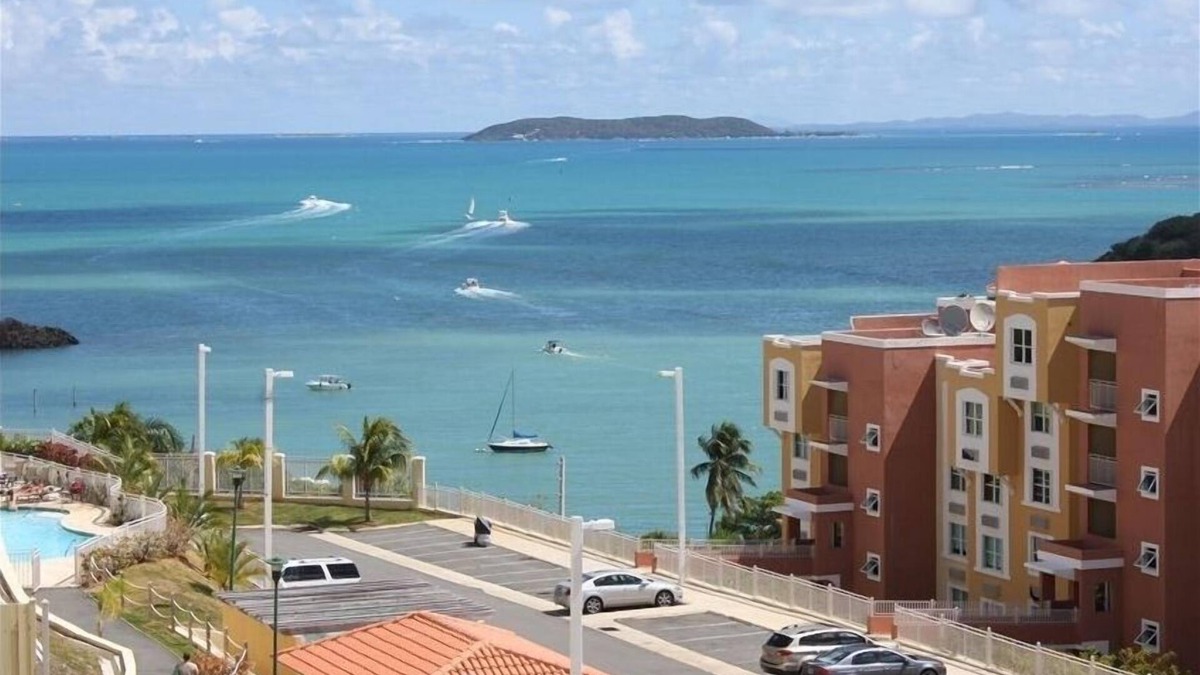 Sardinera Condo | Ocean View Condo W/Wifi & Air Conditioning in Penamar