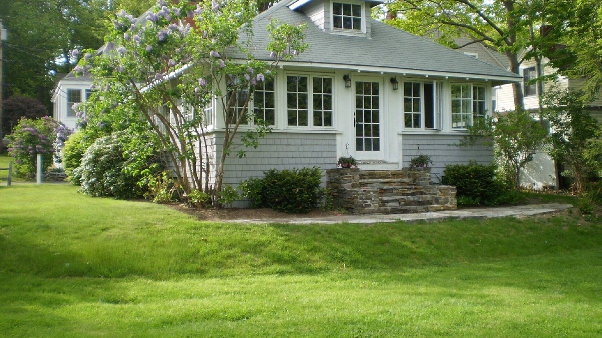 Town Landing House | Ocean View Cottage Falmouth Foreside