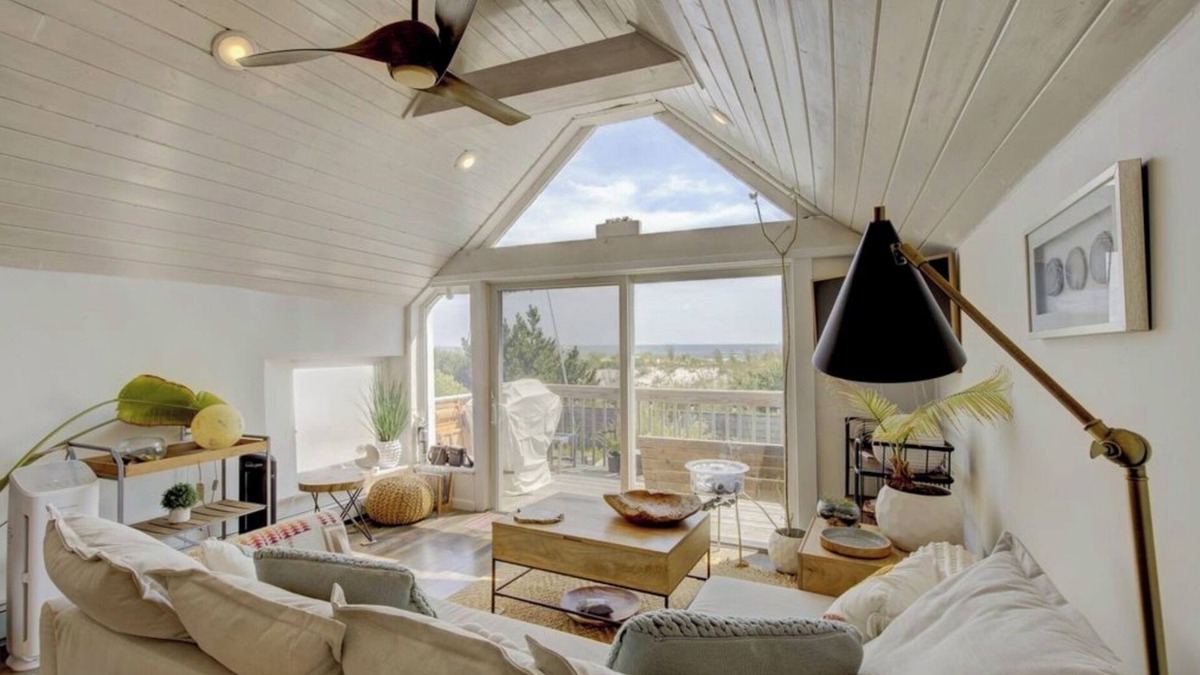 Alden Manor Apartment | Ocean view cottage right on the beach!