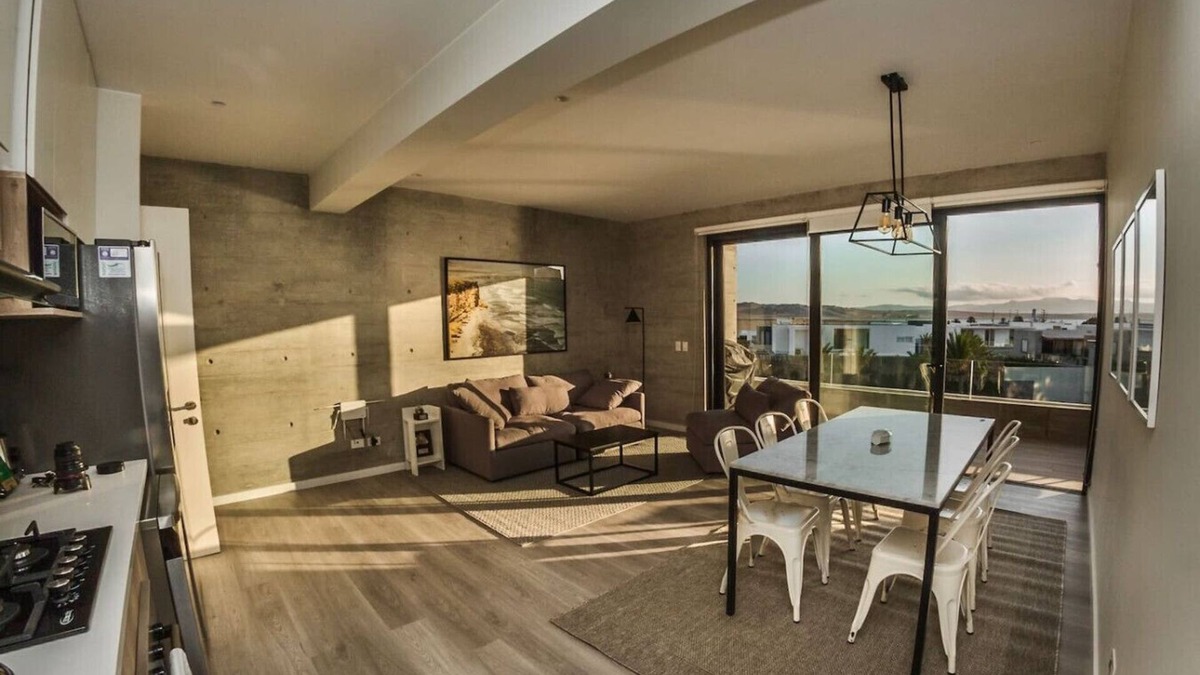 Pisco Apartment | Ocean View Family Apartment with Service Room, 5min from the National Reserve