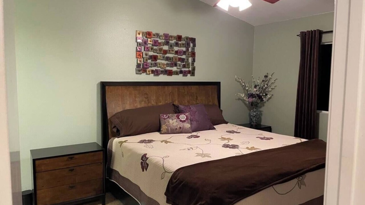 Carlsbad House | Ocean View Furnished Private Room & Bath | Shared Space in a Townhouse