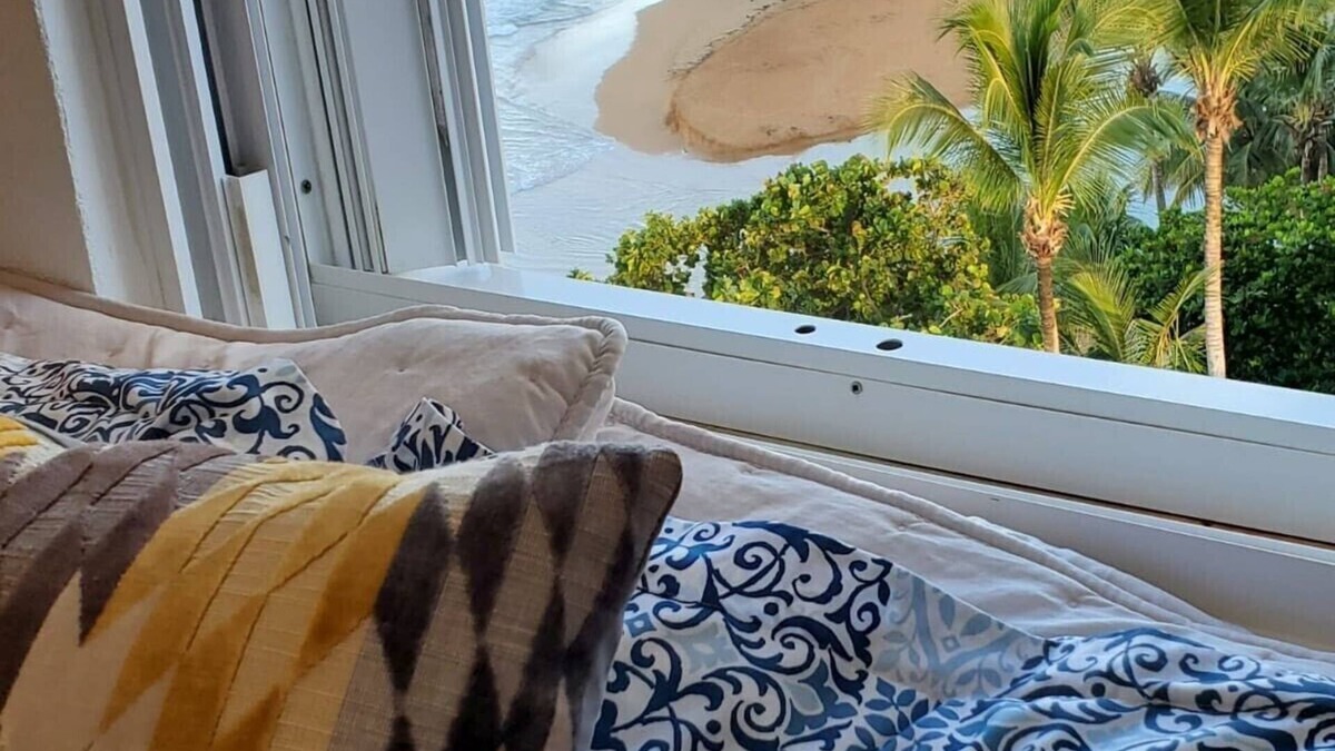 La Pared Condo | OCEAN VIEW GORGEOUS 1 Full Bedroom Apt.BRAND NEW UNIT SPECTACULAR & CHIC. 5Stars