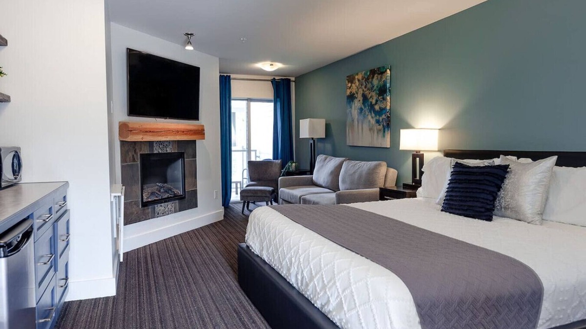 Regional District of Nanaimo Apartment | Ocean View Hideaway Suite B