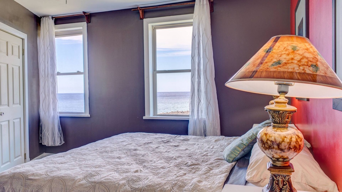 Antoneys Cay Resort | Ocean View