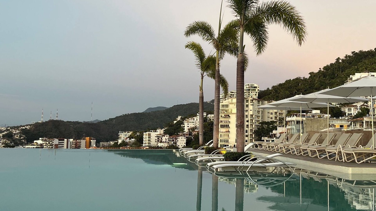 Conchas Chinas Condo | Ocean View Luxury Condo with Rooftop Pool