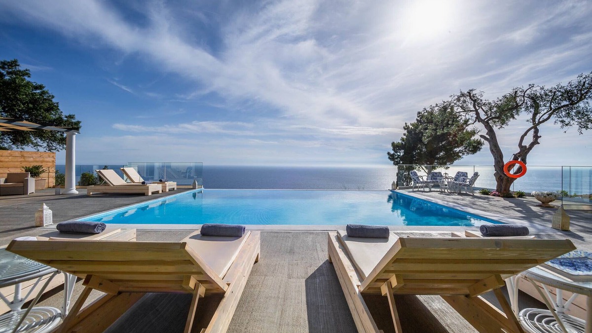 Sinarades Villa | Ocean View Luxury Villa Nefeli