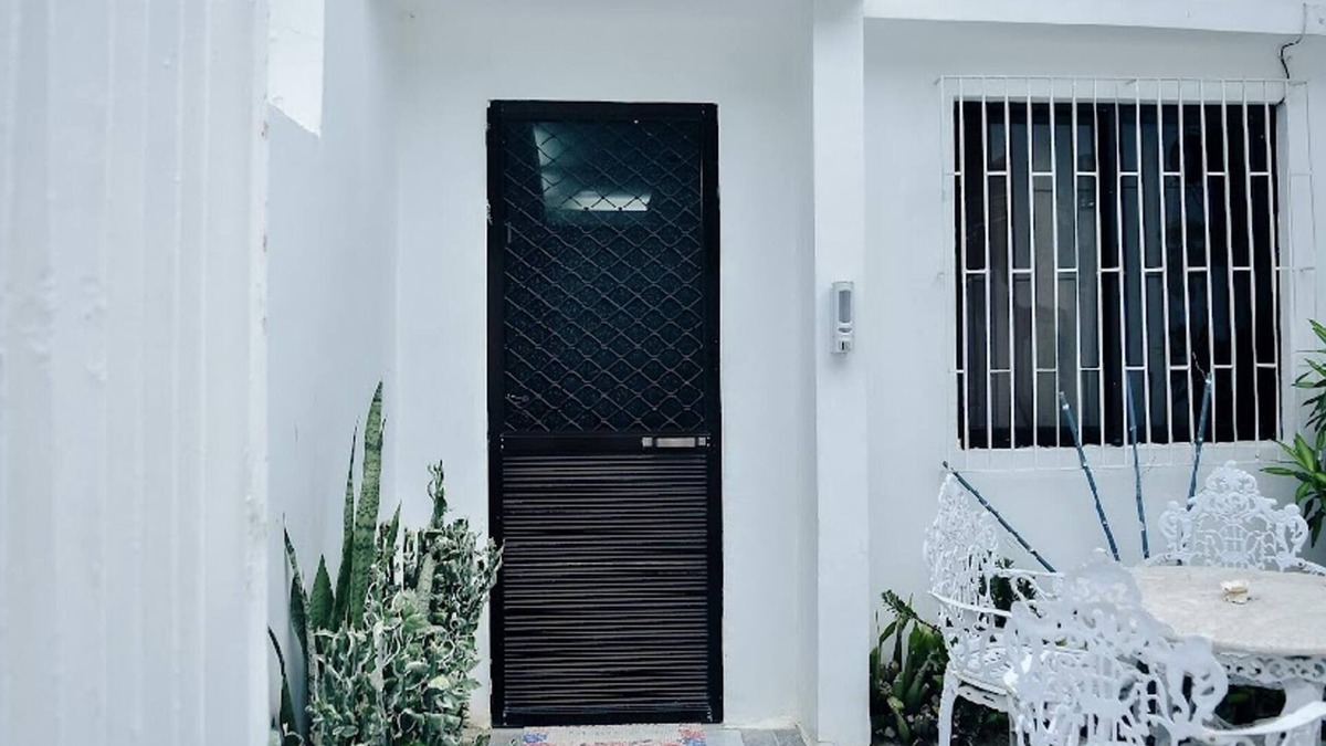 Puerto Galera Apartment | Ocean View Paradise in Puerto Galera