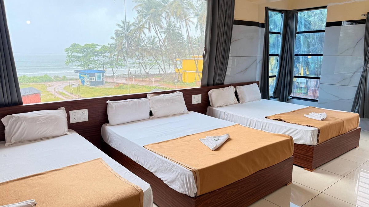 Murudeshwara Hotel | Ocean View Residency