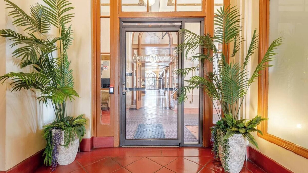 East Village Condo | Ocean View Retro Studio Walking distance to everything!