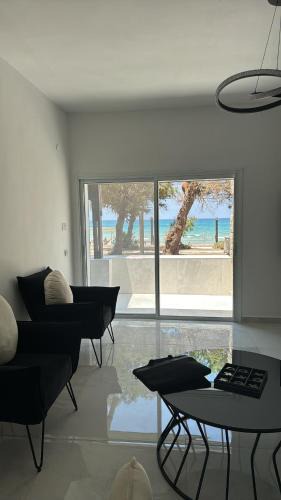Haifa House | Ocean view suite