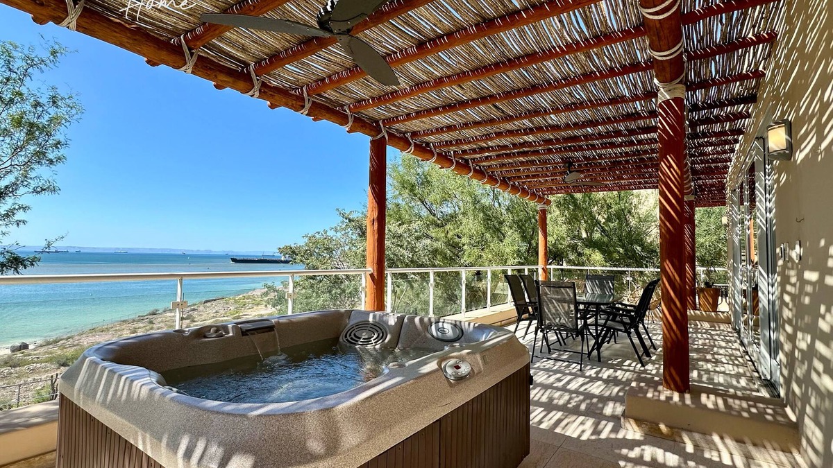 Esterito Villa | Ocean View Villa w/Golf Cart & Beach Club Accessn