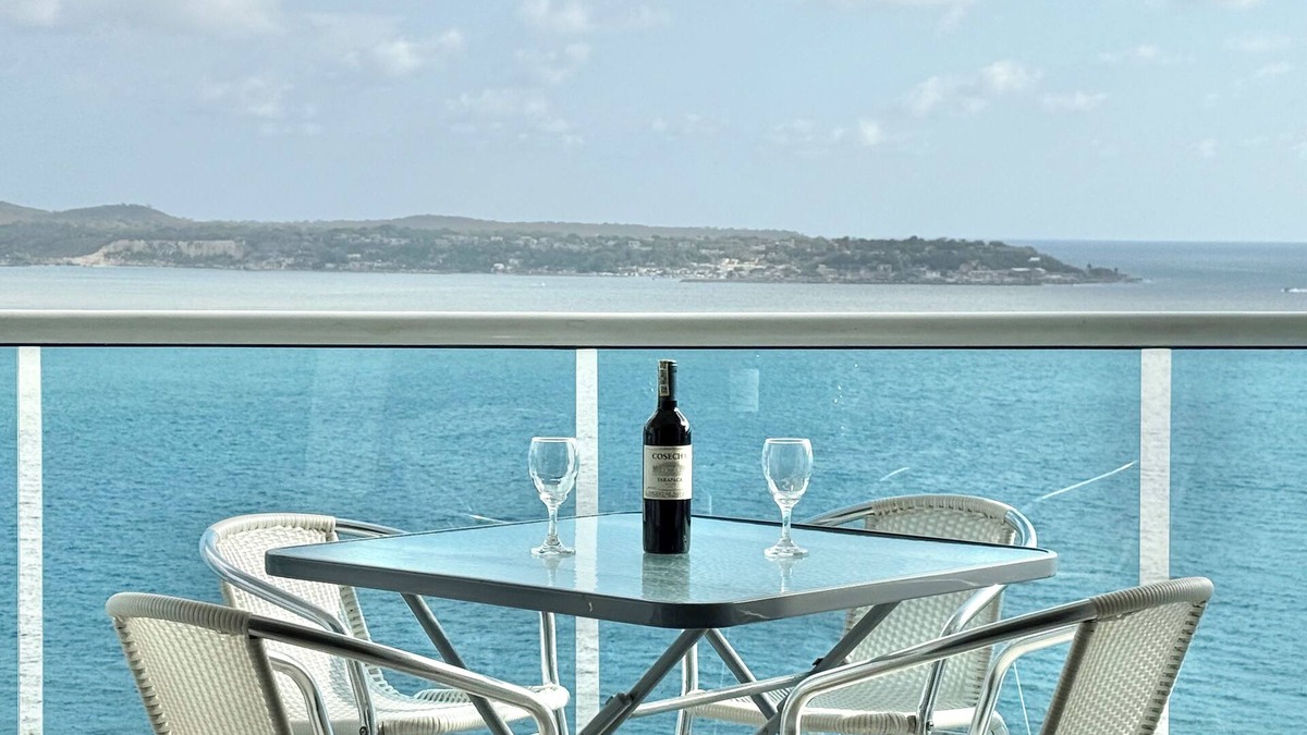 El Laguito Apartment | Ocean view Wonderful sunsets Beach Pool 1206