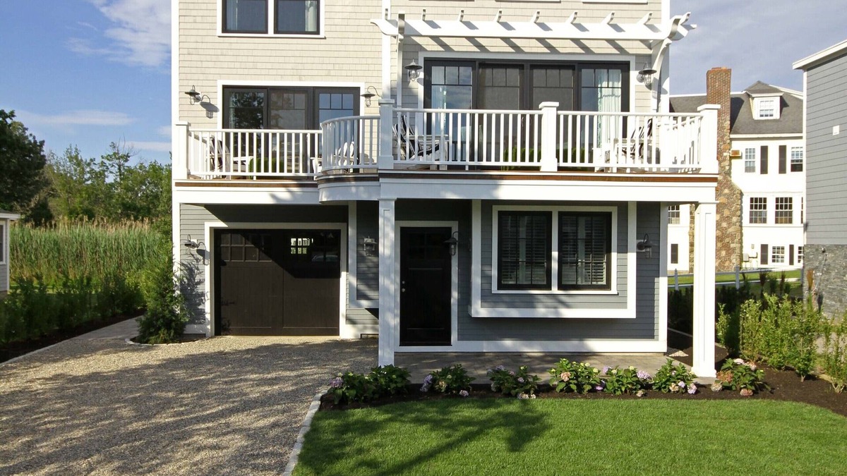 Kennebunk House | Ocean Views And 5 Minute Walk To Beach