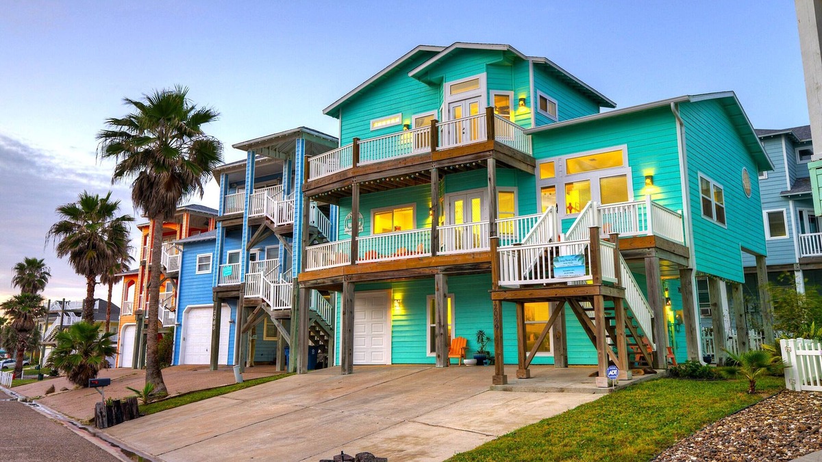 Sand Point House | Ocean views from two decks & beach boardwalk across the street