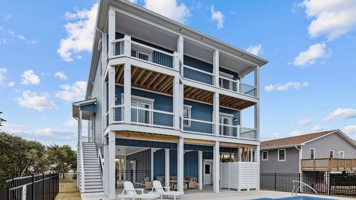 The Point House | Ocean Views & Surf Fishing Paradise at The Point – Perfect Family Escape!
