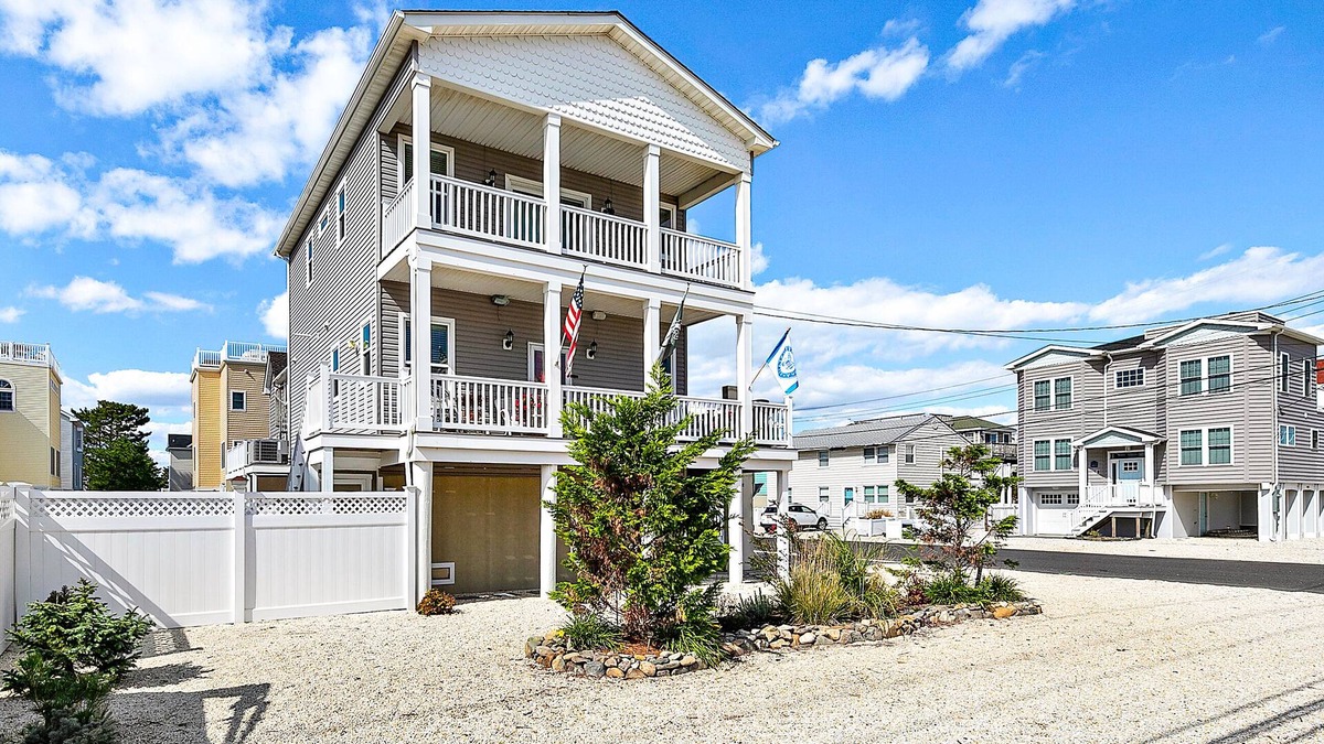 Holgate House | Ocean Views without Oceanfront Prices, just steps from the Beach with Lifeguards