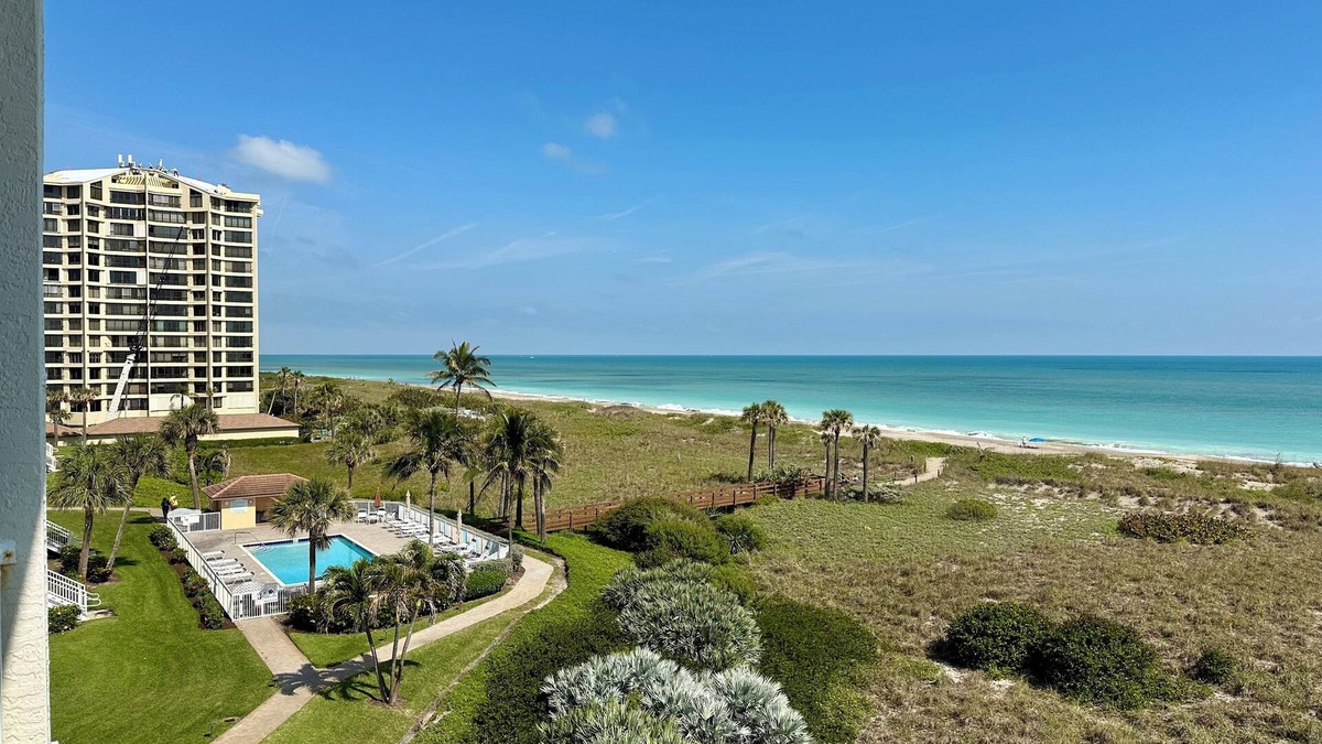 Fort Pierce Condo | OCEAN VILLAGE - UNOBSTRUCTED OCEAN VIEW