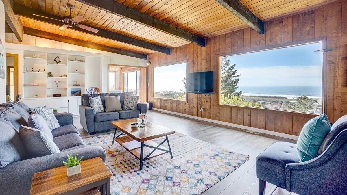 Gold Beach House | 'Ocean Vista' Gold Beach Getaway!