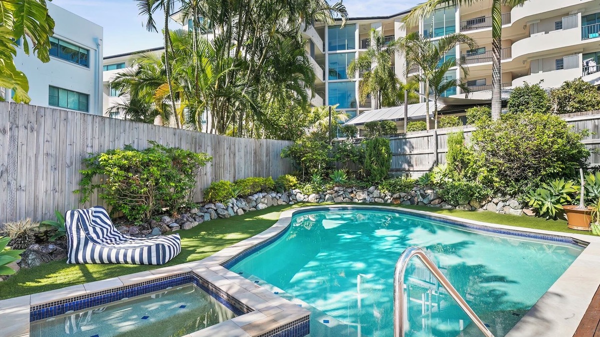 Alexandra Headland Apartment | Ocean Vista on Alex 2 Bedroom Apartment