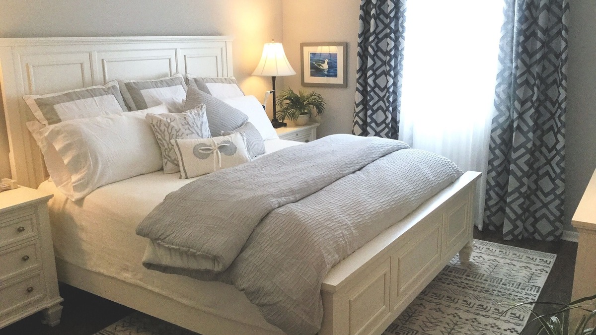 Demere Park Condo | Ocean Walk P11 - Kick Back.Relax.and Enjoy ! Clean & Ready for your Getaway