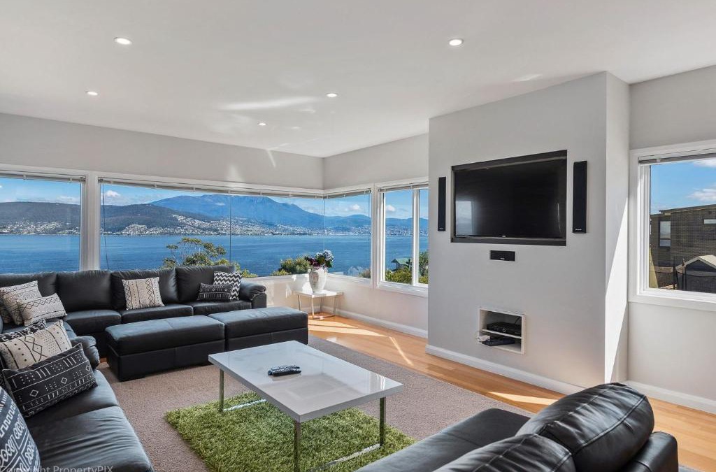 Tranmere House | Oceana Escape panoramic views luxury and space