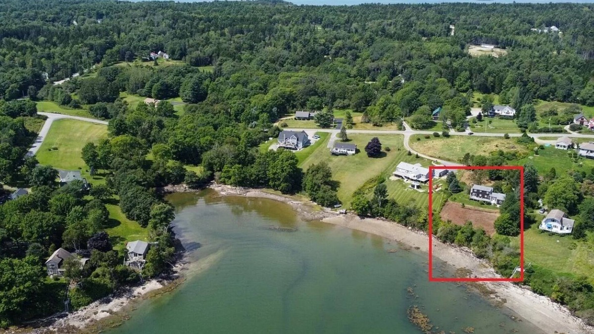 Harpswell House | Oceanfront 1 Acre Estate on Casco Bay!