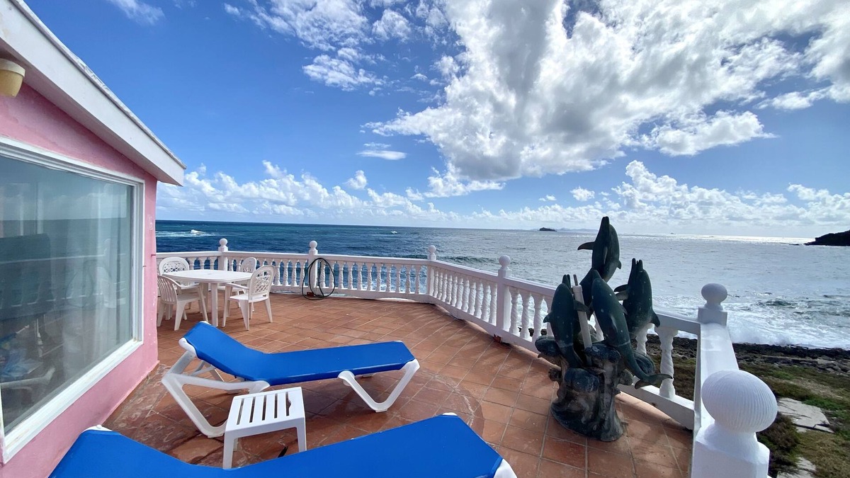 Upper Prince's Quarter Villa | Oceanfront 2 Bedroom Villa in Guana Bay Sint Maarten; Ocnfrt Deck