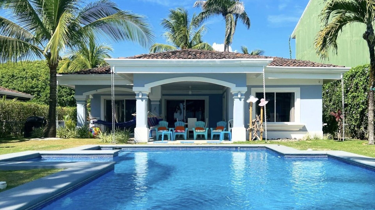Playa Hermosa Villa | Oceanfront 3BR Villa with Private Pool on Playa Hermosa just 5 mins form Jaco