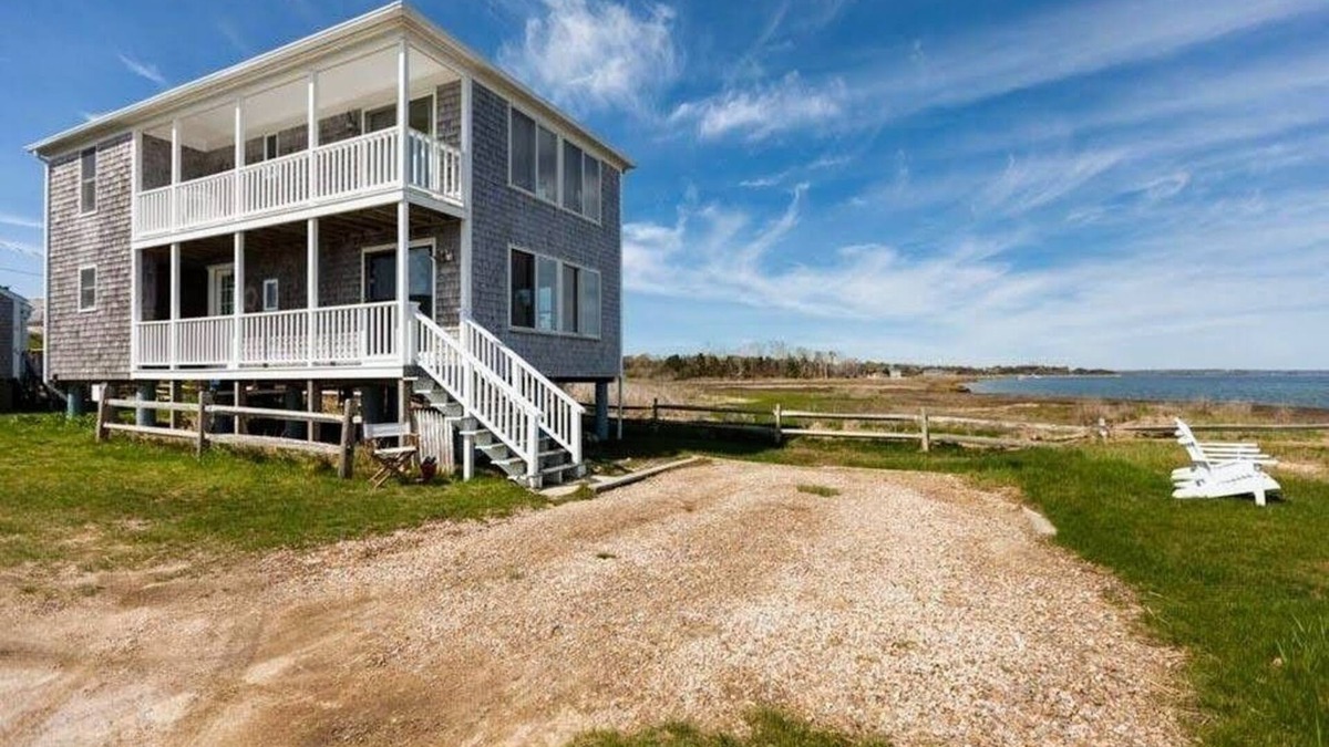 Barnstable House | OCEANFRONT! 4.2 STEPS to Shore!
